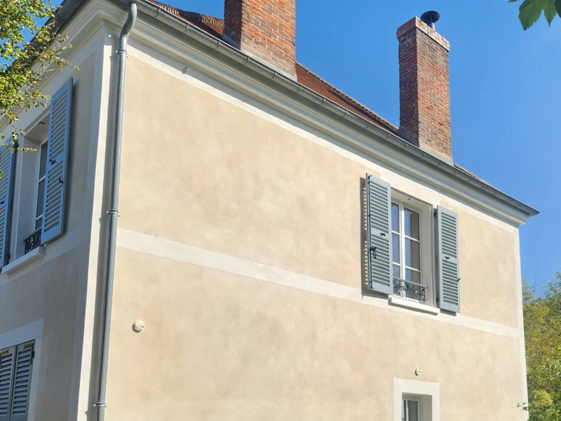 DSD Rénov couvreur et façadier à Paris et en Île-de-France Enduit extérieur à la chaux