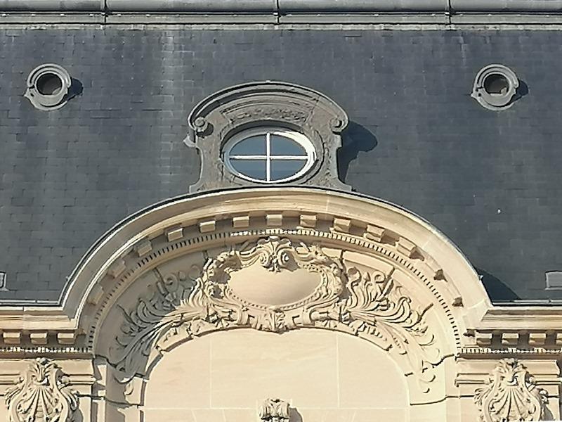 Fenêtre œil de bœuf sur-mesure Prix d'une lucarne oeil de boeuf