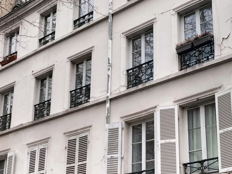 Les différents types d'enduits de façade : lequel choisir ? Refaire enduit façade