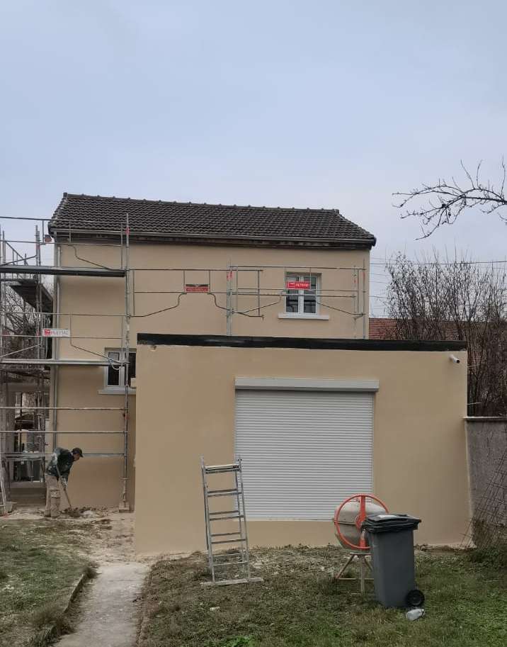 Renovation facade 95