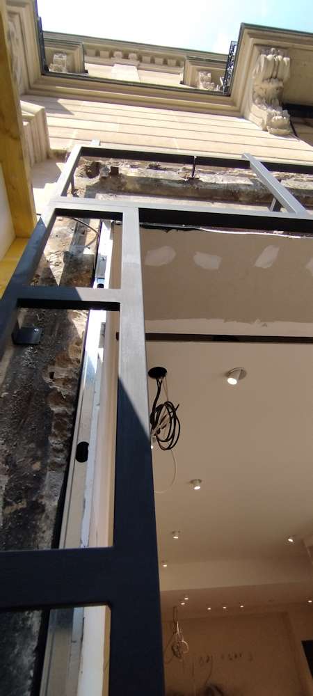 Pierre de taille agrafee IDF