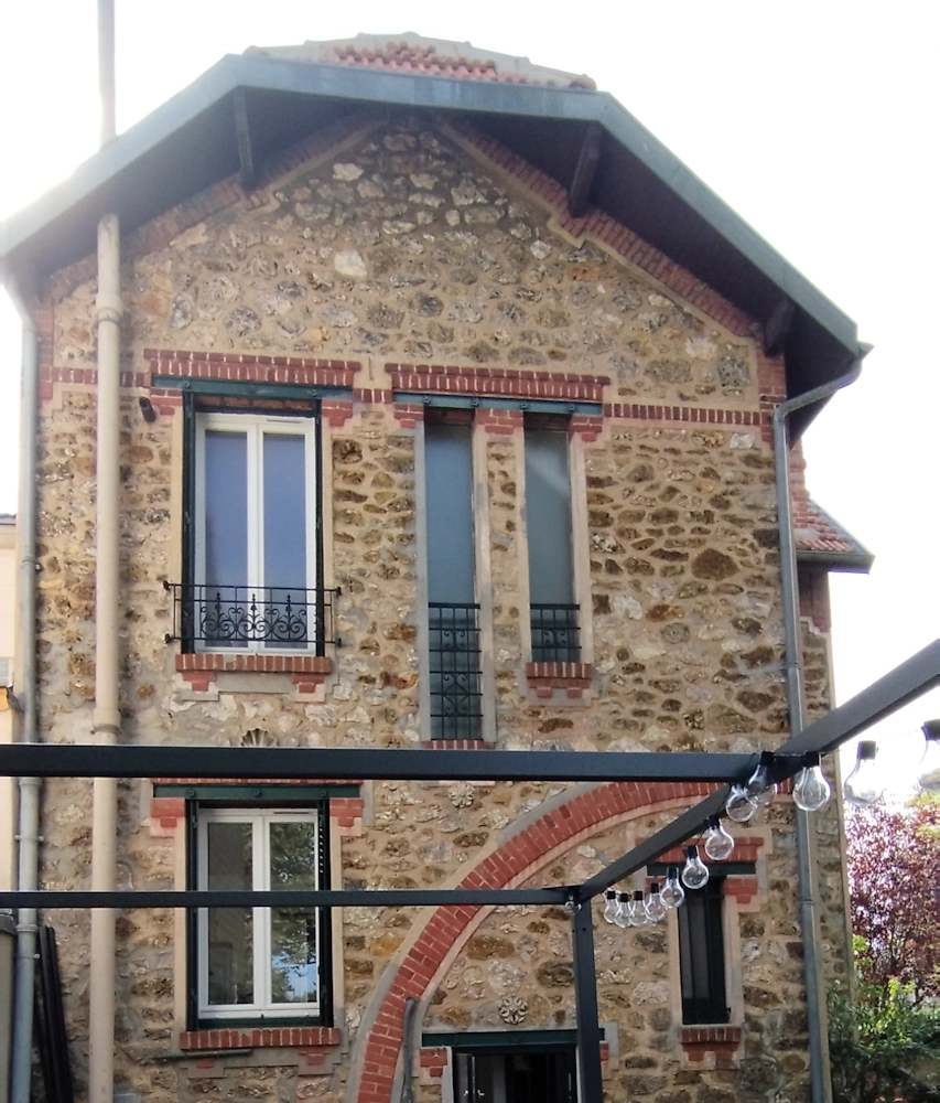 Ravalement facade meuliere