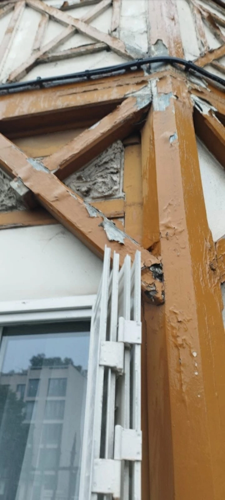 Renovation facade a colombages 92