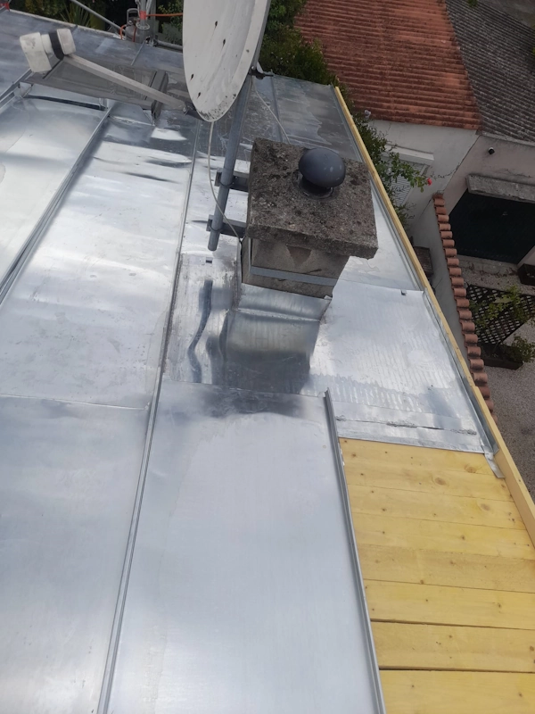 Pose couverture zinc