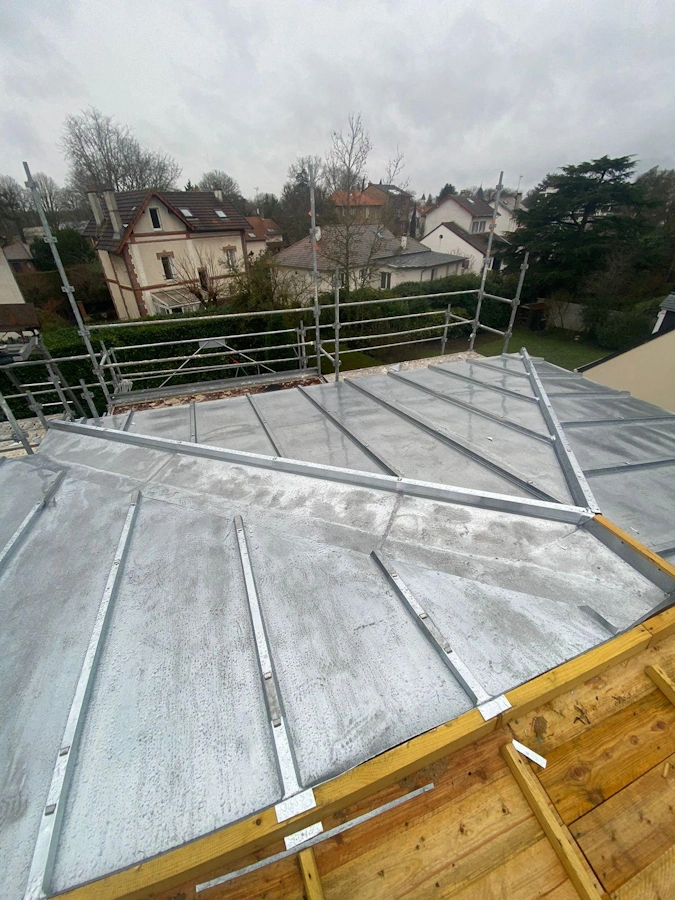 Installation toiture zinc