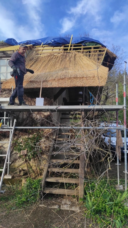 Artisan couvreur chaumier ile de france