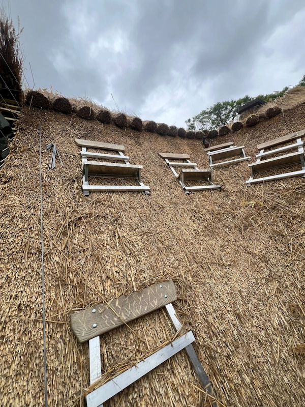 Pose couverture chaume 78