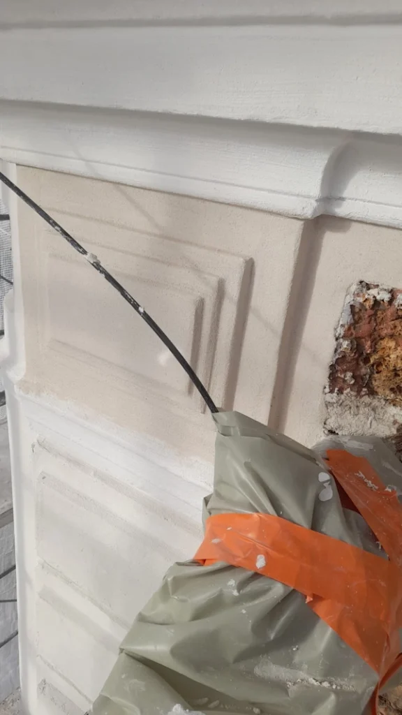 Renovation modenature facade