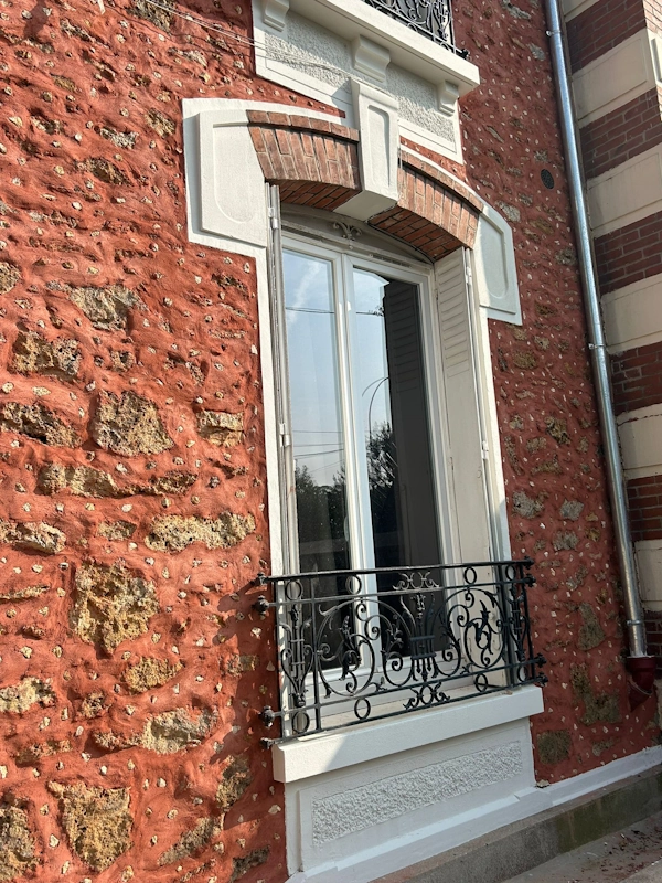 Restauration de facade Corbeil Essonnes 91100