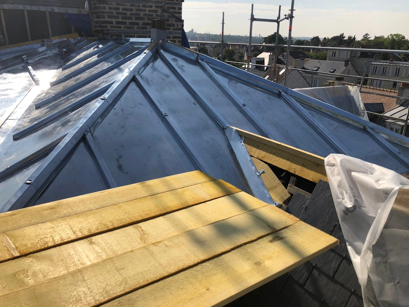 Artisan couvreur Pontoise 95