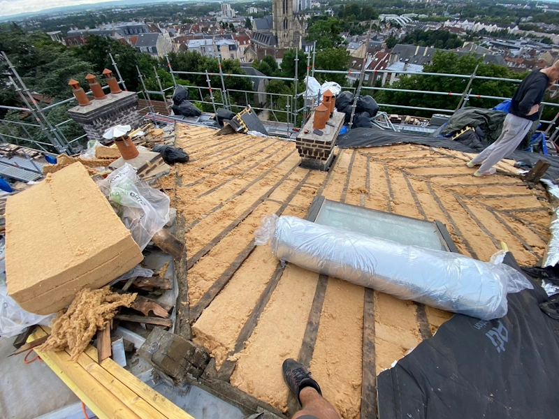Isolation toiture a la Mansart 95