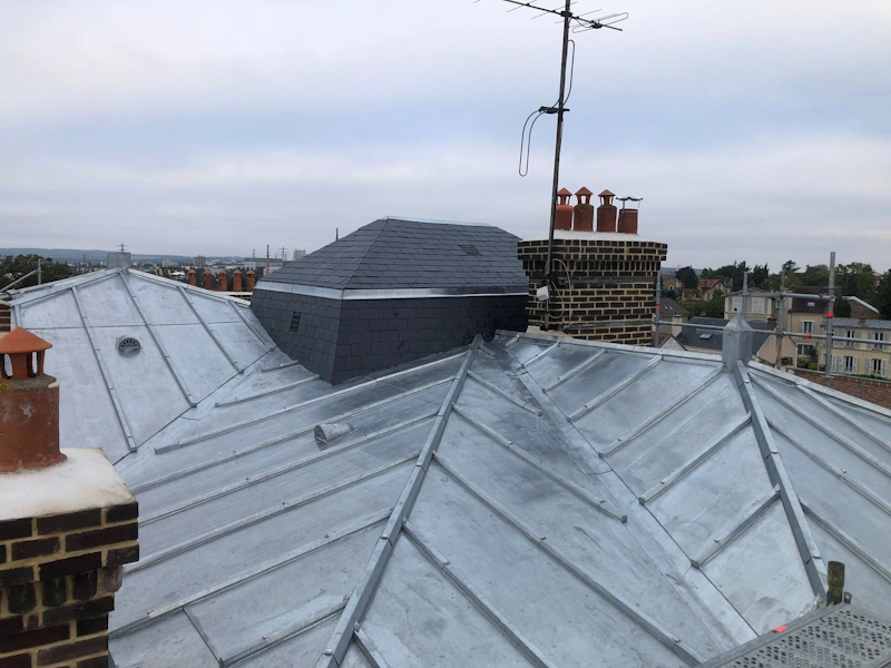 Pose couverture zinc sur