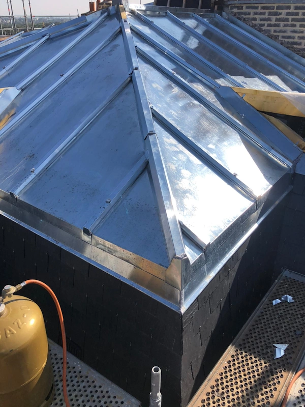 Refection de toiture a Pontoise 95