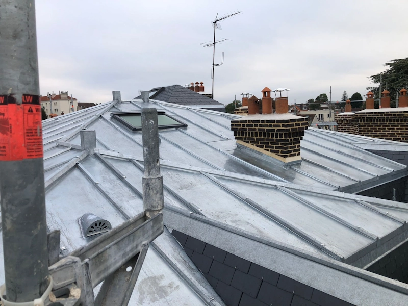 Renovation toiture zinc sur tasseaux Pontoise