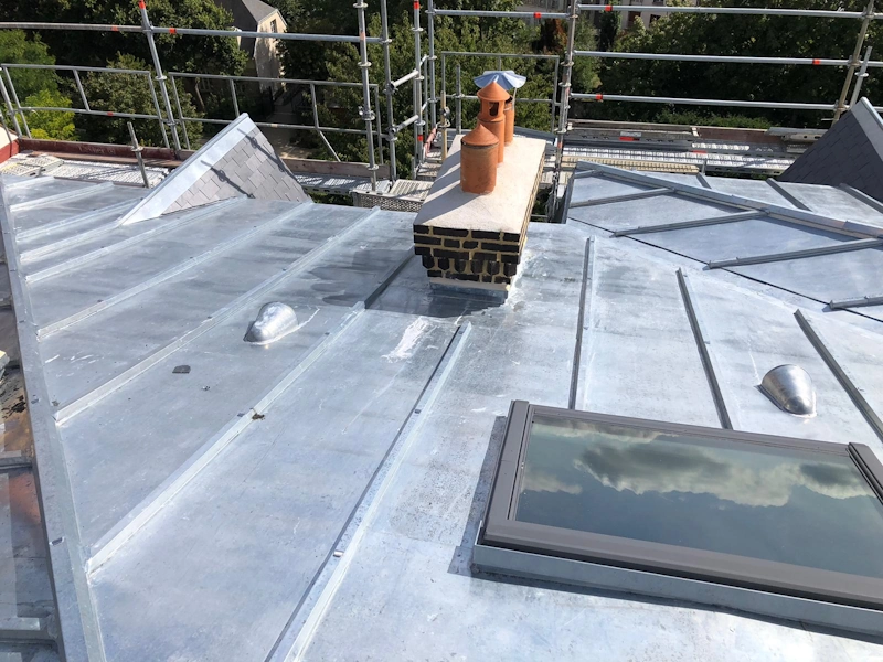 Toiture zinc sur