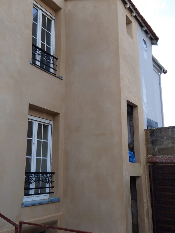 Enduit isolant exterieur 93