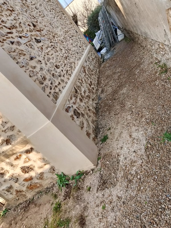 Ravalement facade moellon