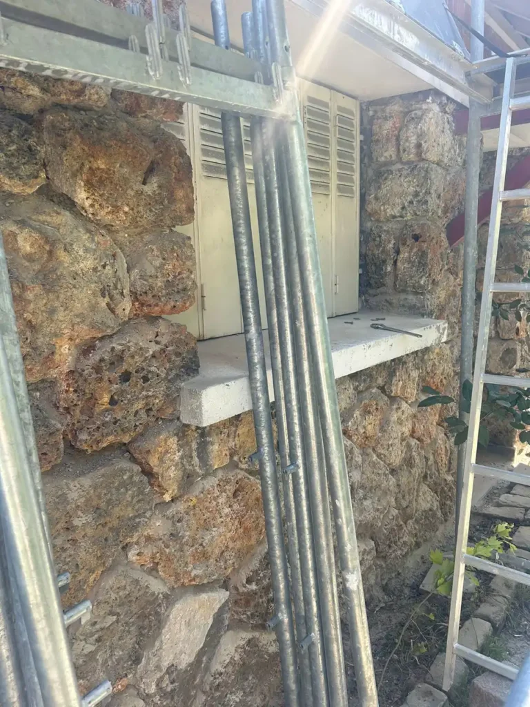 traitement facade brique 92140