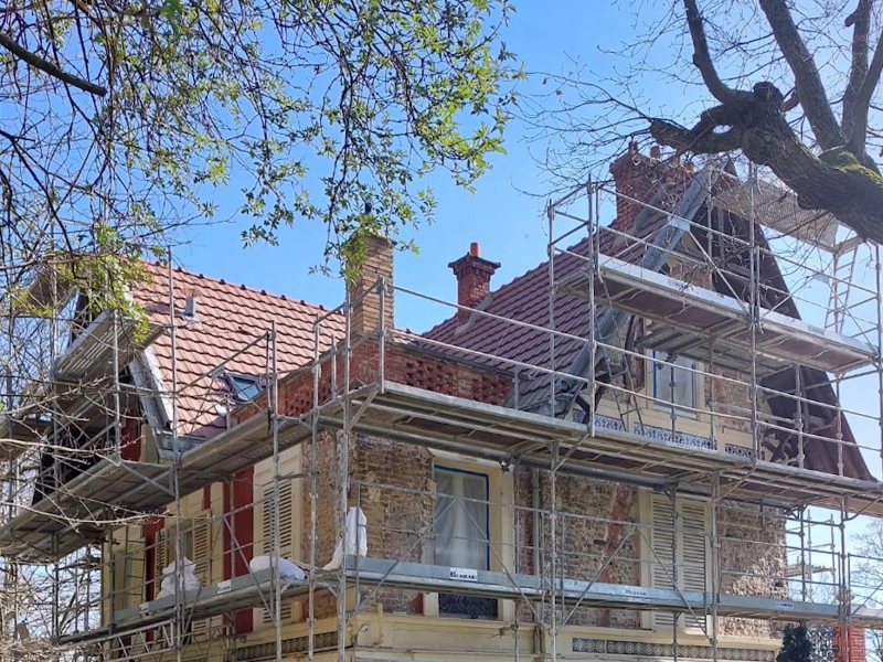 DSD Rénov couvreur et façadier à Paris et en Île-de-France Isolation extérieure ITE en secteur ABF