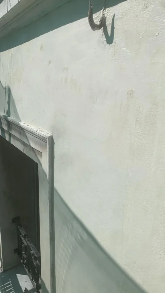 facade enduit chaux finition traditionnelle