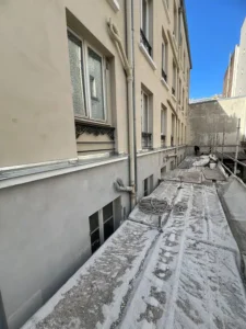 ravalement facade paris 12 piochage des enduits complet