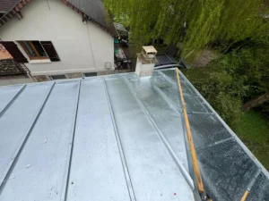 couvreur zingueur taverny lucarne renovation tuile fibre bois