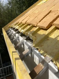 entreprise toiture taverny tuile plate renovation complete val doise