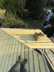 isolation exterieure toiture taverny couverture zinc zinguerie artisan couvreur