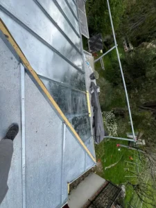 sarking taverny renovation tuile artisan couvreur zinc tasseaux