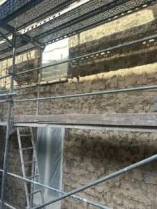 enduit chaux liege facade renovee milly la foret
