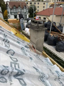 renovation toiture tuiles 92370