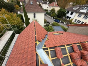 toiture maison 92370