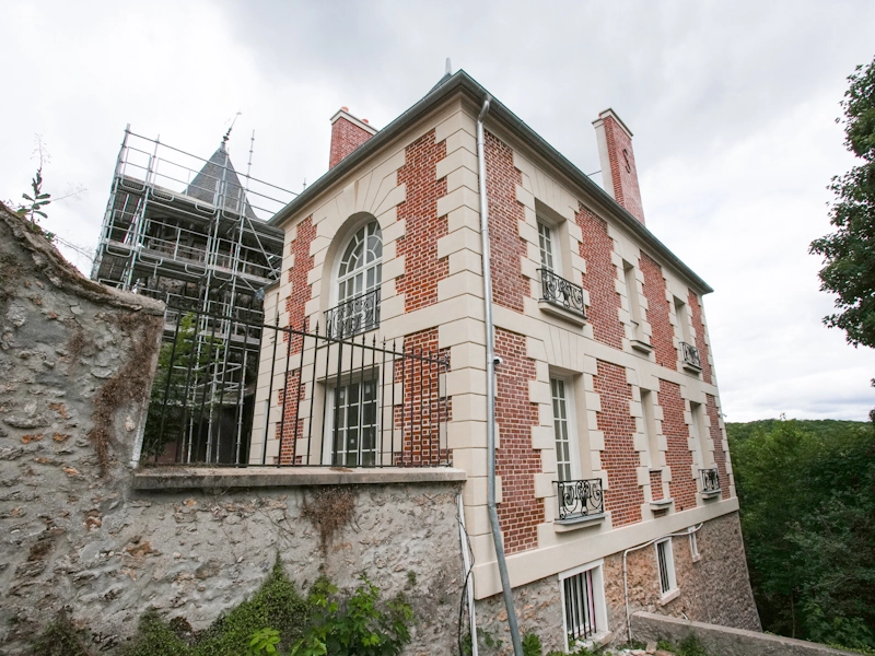 DSD Rénov couvreur et façadier à Paris et en Île-de-France Ravalement de la maison du Parc Buc